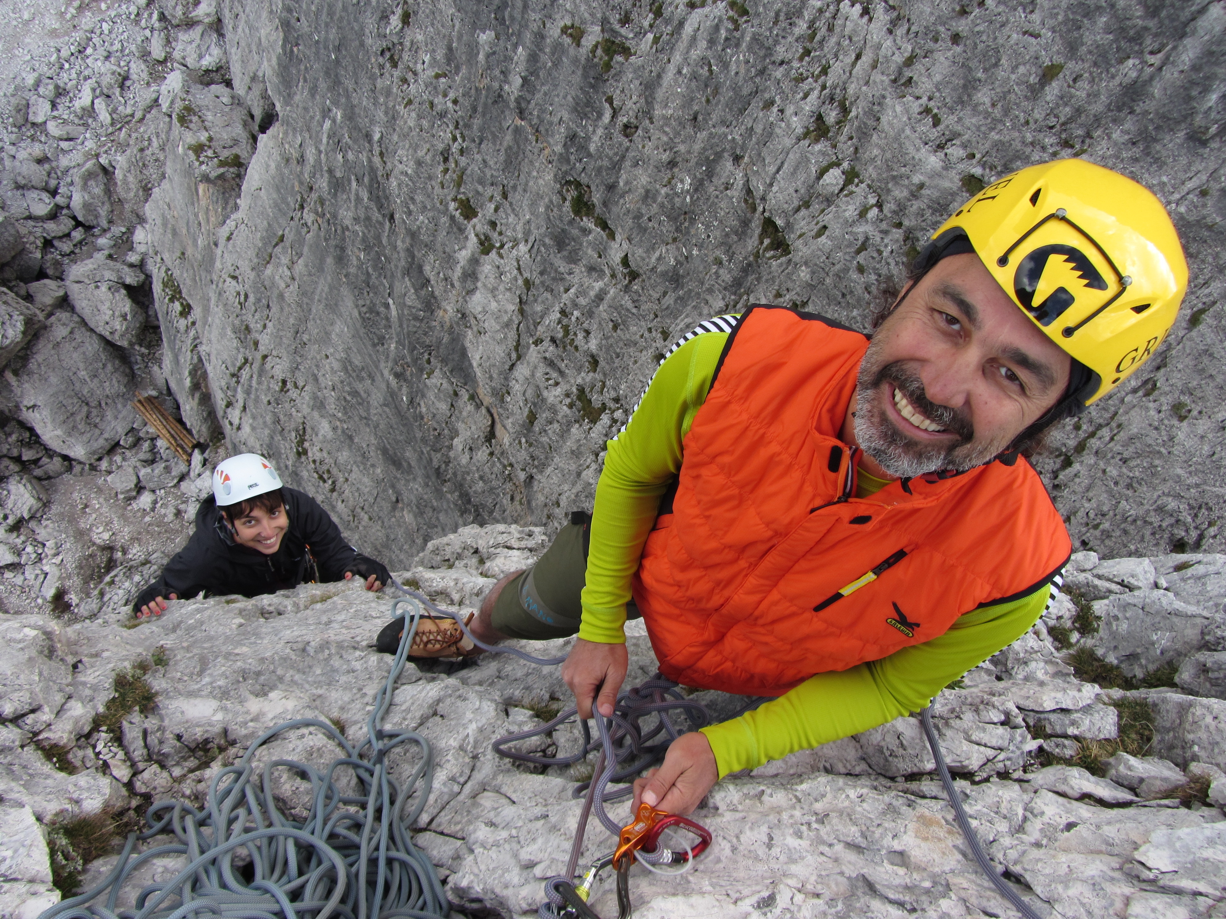 M. Sacit Erdem TEGV için Matterhorn dağına tırmanıyor.